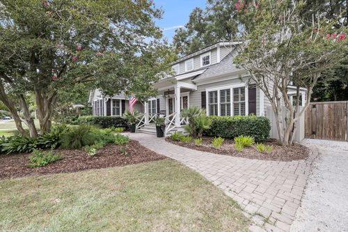 682 Adluh St, Mount Pleasant, SC, 29464-4463 | Card Image