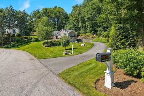 45 Forest Ridge Rd, Weston, MA, 02493-2011 | Card Image