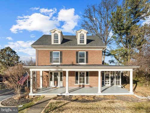 311 W Main St, PURCELLVILLE, VA, 20132-3032 | Card Image