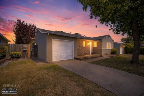 5633 25th Street, Sacramento, CA, 95822 | Card Image