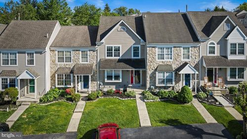 175 Megan Cir, ASTON, PA, 19014-2270 | Card Image