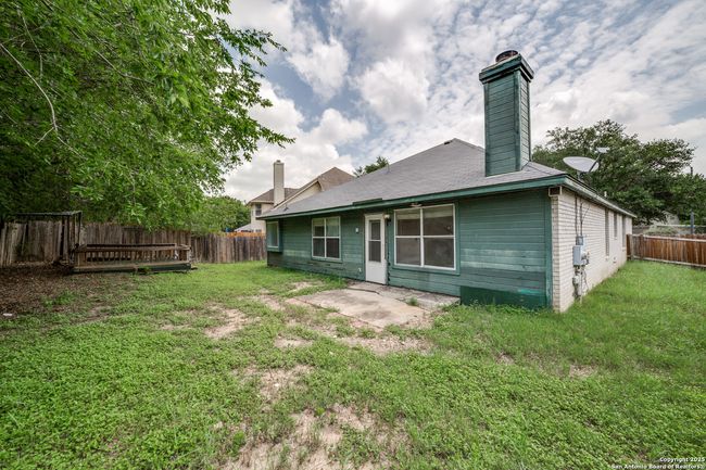 10111 Mission Crk, House other with 3 bedrooms, 2 bathrooms and null parking in Converse TX | Image 24