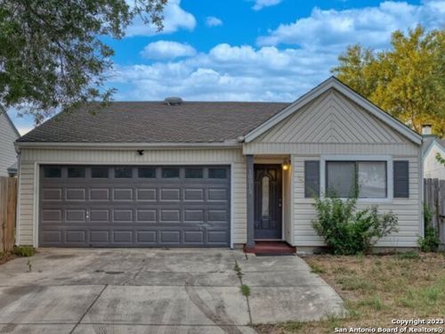 10015 Amber Field, San Antonio, TX, 78245 | Card Image