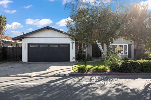 120 E Lake Drive, Antioch, CA, 94509 | Card Image