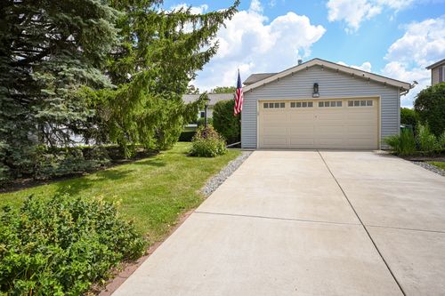 357 N Clarendon Avenue, Lombard, IL, 60148 | Card Image