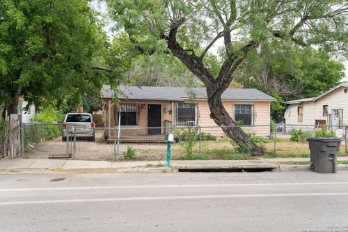 606 S San Joaquin, San Antonio, TX, 78225 | Card Image