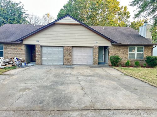 707 W Waco St, Broken Arrow, OK, 74011-2816 | Card Image