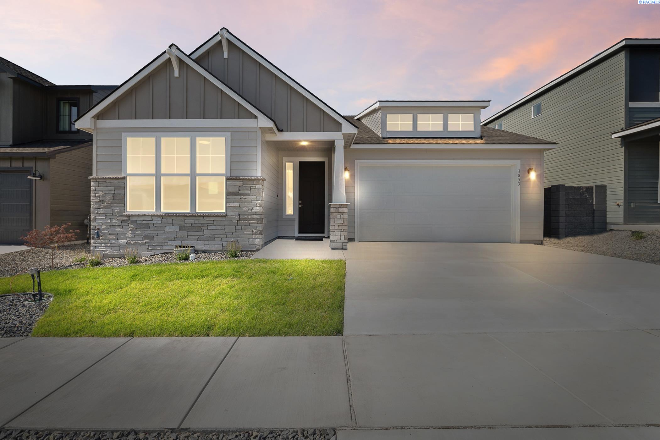 Barbera St, Richland, WA 99352