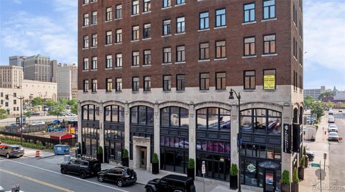 apt-5a-2233 Park Ave, Detroit, MI, 48201-3414 | Card Image