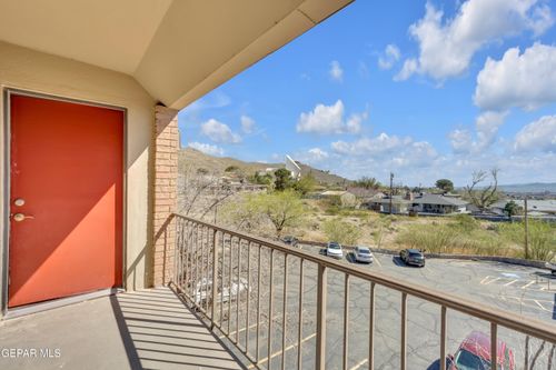 apt-317-4433 N Stanton St, El Paso, TX, 79902-1302 | Card Image