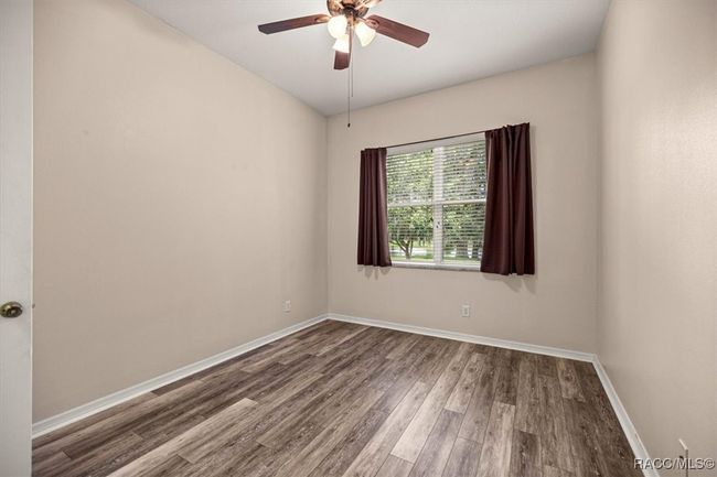Guest Bedroom 2 | Image 38