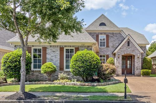 2087 Standing Rock Ave, Collierville, TN, 38017-7909 | Card Image