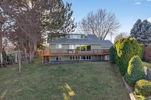 2319 S Garfield St, Kennewick, WA, 99337-4986 | Card Image