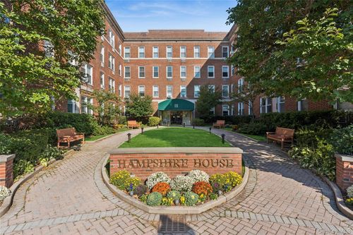 404-111 7th St, Garden City, NY, 11530-5714 | Card Image