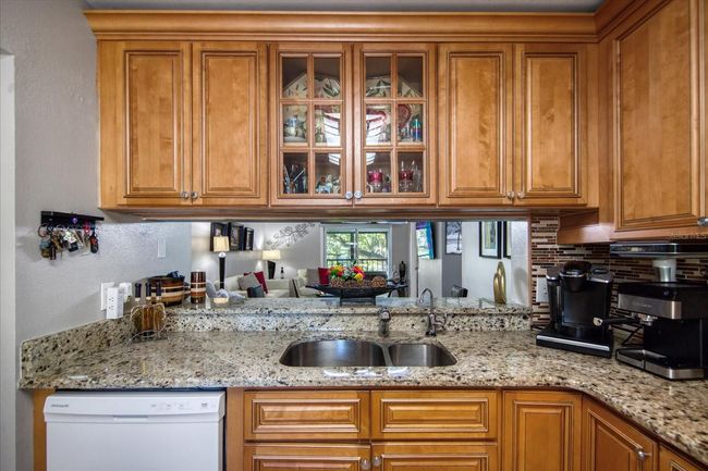 APT-325 - 5265 E Bay Dr, Condo with 2 bedrooms, 2 bathrooms and null parking in CLEARWATER FL | Image 15