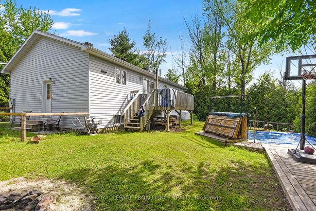 46 Graham Lake Rd, House other with 4 bedrooms, 2 bathrooms and 6 parking in Front Yonge ON | Image 5