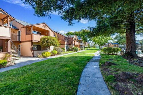 apt-3-8201 Camino Colegio, Rohnert Park, CA, 94928-8137 | Card Image