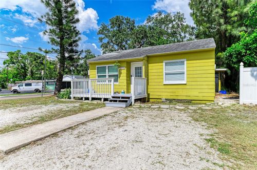 1701 13th St W, BRADENTON, FL, 34205-7110 | Card Image