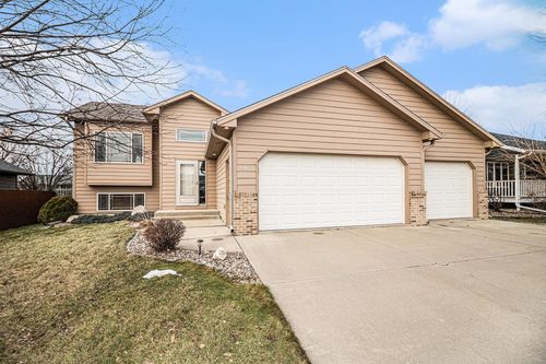607 Falcon Ave Avenue, Harrisburg, SD, 57032 | Card Image