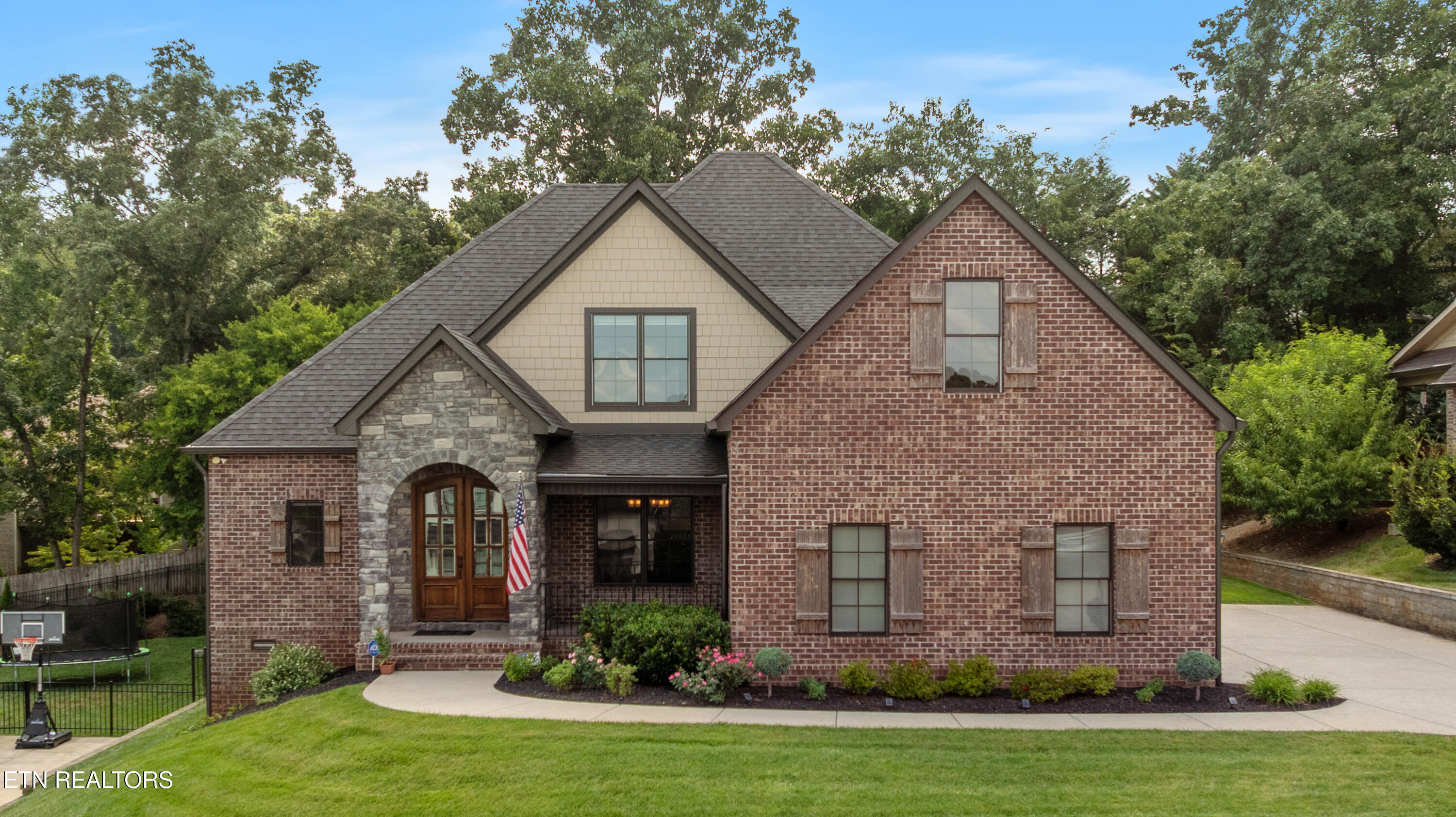 Residential in Farragut 3