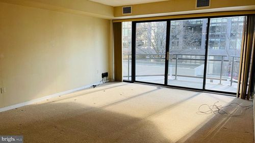 apt-307-1530 Key Blvd, ARLINGTON, VA, 22209-1534 | Card Image