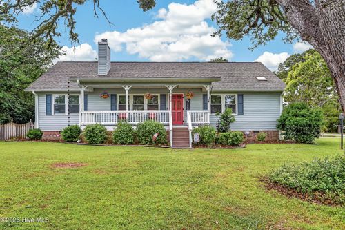 209 River Reach Dr, Swansboro, NC, 28584-9122 | Card Image