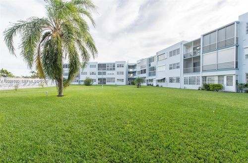 105-2200 Park Ln, Hollywood, FL, 33021-3778 | Card Image