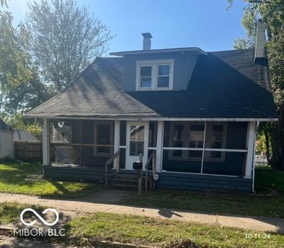 2132 Maple Street, House other with 4 bedrooms, 2 bathrooms and null parking in Columbus IN | Image 1