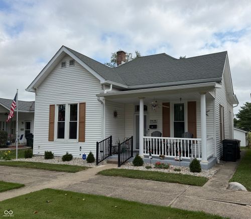 610 N Broadway St, Greensburg, IN, 47240-1301 | Card Image