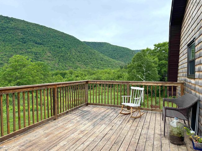 27859 Cabot Trail, House other with 3 bedrooms, 2 bathrooms and 1 parking in Cape North NS | Image 11