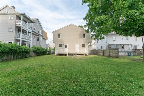 46-44-46 E Alvord St, Springfield, MA, 01108-2215 | Card Image