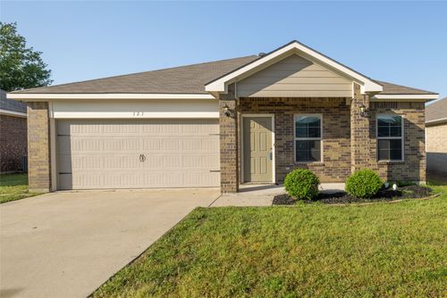 121 Mitchell Cir, Terrell, TX, 75160-3300 | Card Image