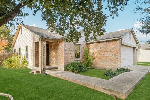 100 Kendall Cv, Elgin, TX, 78621-5825 | Card Image