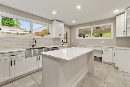 22 Harper Ave, Montrose, NY, 10548-1107 | Card Image