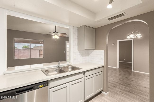9106 N 68 Th Ln, Townhouse with 2 bedrooms, 2 bathrooms and null parking in Peoria AZ | Image 14