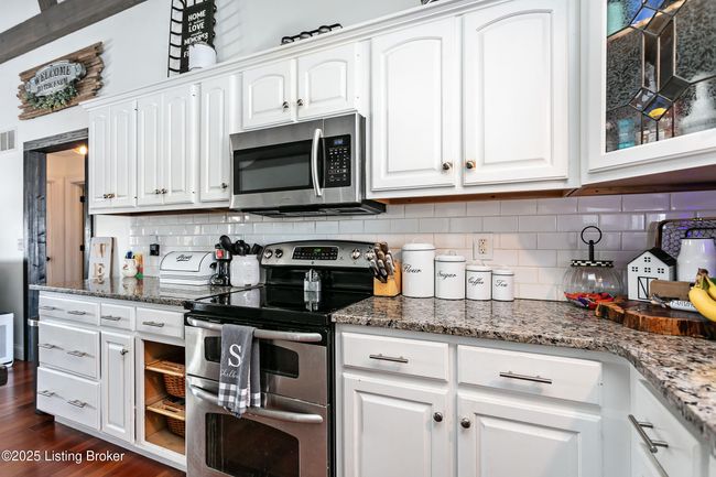 1384 Highway 1066, Home with 4 bedrooms, 3 bathrooms and null parking in Bloomfield KY | Image 36