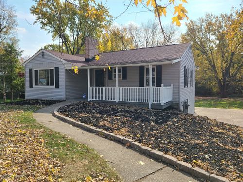 72 Linwood Drive, Alliance, OH, 44601 | Card Image