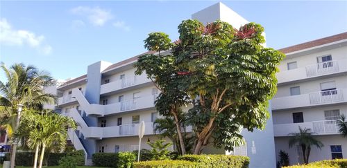 408-3868 Ne 169th St, North Miami Beach, FL, 33160 | Card Image