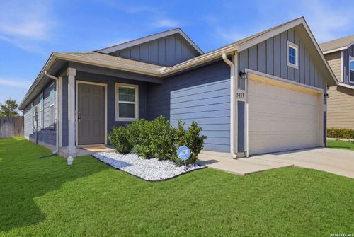 5815 Rolling Gln, San Antonio, TX, 78218-4754 | Card Image