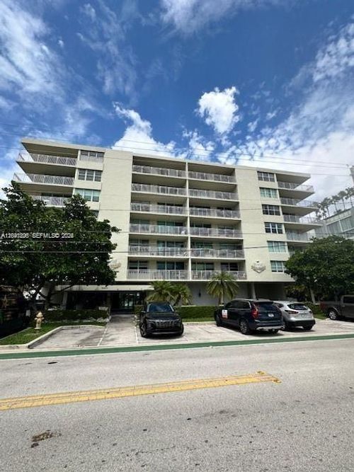 6a-9500 W Bay Harbor Dr, Bay Harbor Islands, FL, 33154-2034 | Card Image