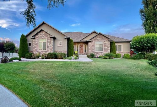 176 Spirit Cv, Idaho Falls, ID, 83404-8439 | Card Image