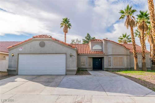 3975 Duneville St, Las Vegas, NV, 89103-2318 | Card Image