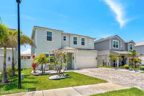 786 Clearwater Ave, Satellite Beach, FL, 32937-4833 | Card Image
