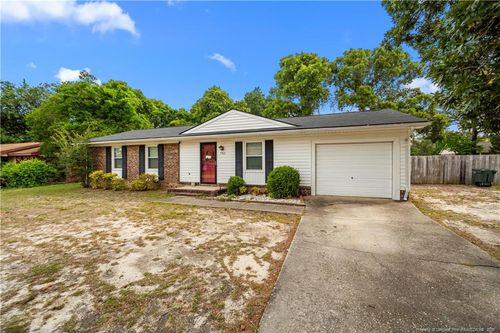 5902 Richfield Ave, Hope Mills, NC, 28348-2838 | Card Image