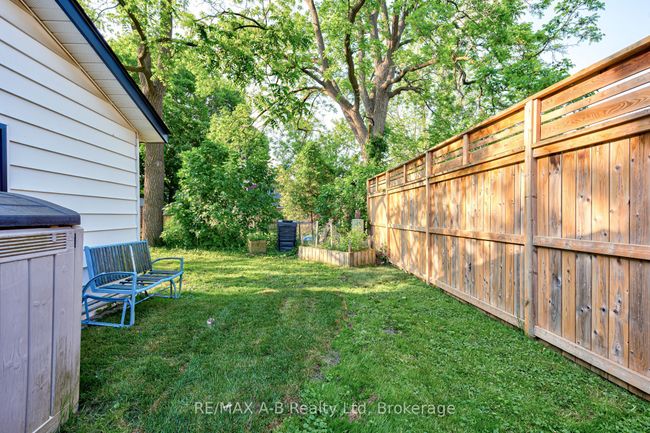 239 Nile St, House other with 4 bedrooms, 2 bathrooms and 8 parking in Stratford ON | Image 48