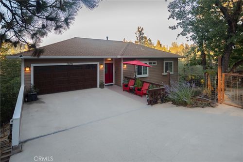14000 Nelson Ln, Cobb, CA, 95426 | Card Image