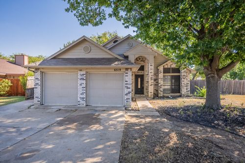 6519 Impala Dr, Arlington, TX, 76001-7460 | Card Image