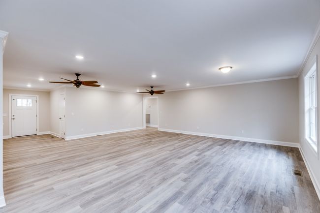 124 Lookout Ln, House other with 3 bedrooms, 2 bathrooms and 2 parking in Pulaski TN | Image 4