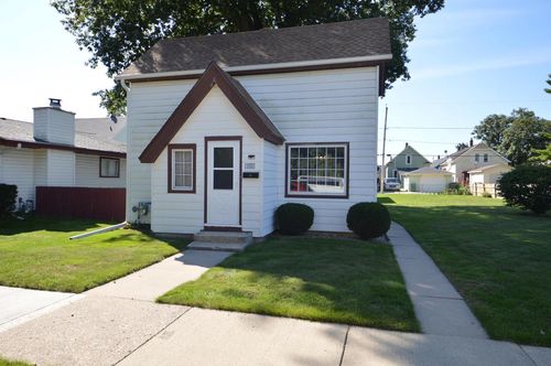 809 Manitoba Avenue, SOUTH MILWAUKEE, WI, 53172 | Card Image