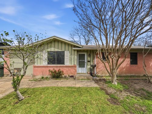 617 Rosewood Hills Drive, Garland, TX, 75040 | Card Image